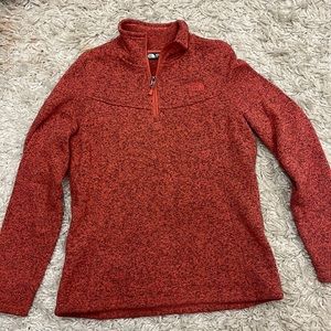 North face pull over